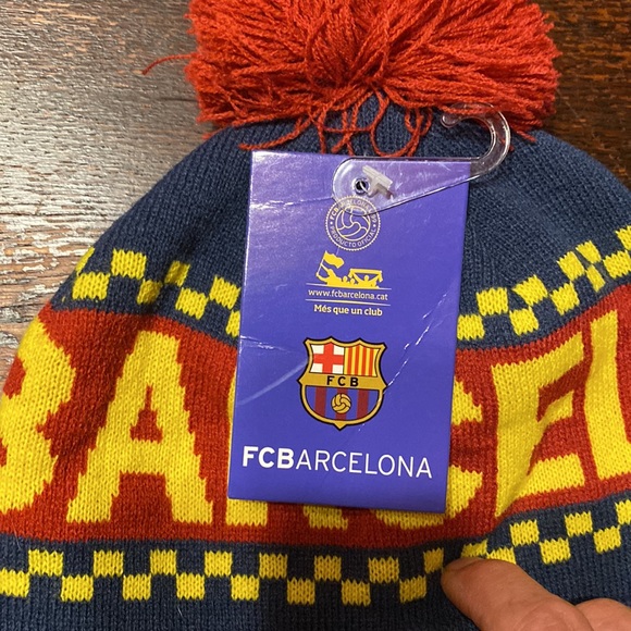 Official FC Barcelona beanie - Picture 4 of 6